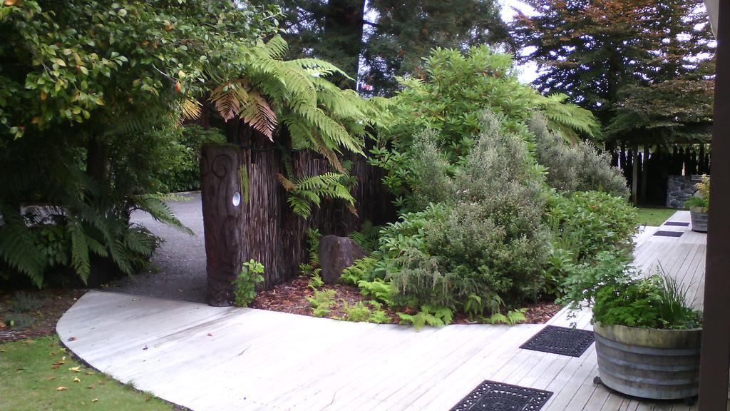 Creel Lodge Turangi Exterior photo